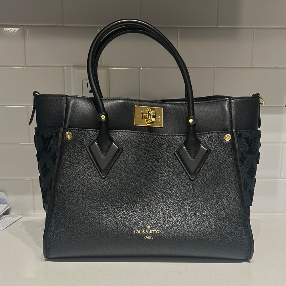 Louis Vuitton Black Leather Women's Bag